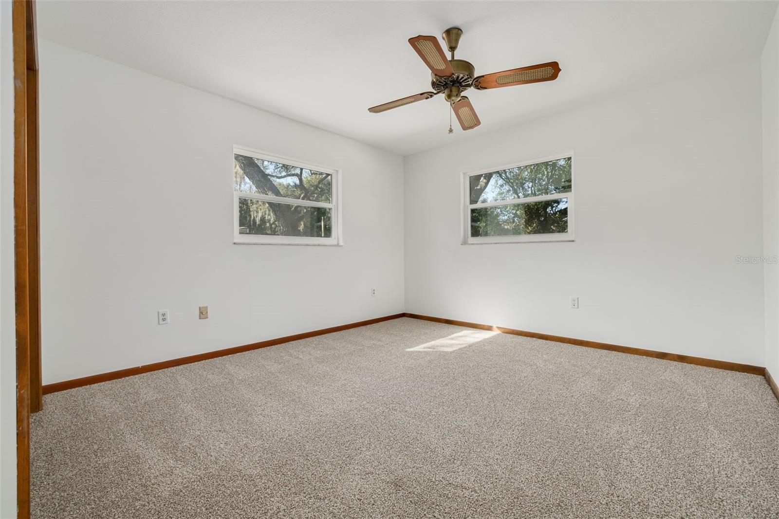 Image 35 of 45 For 1101 Dagmar Avenue