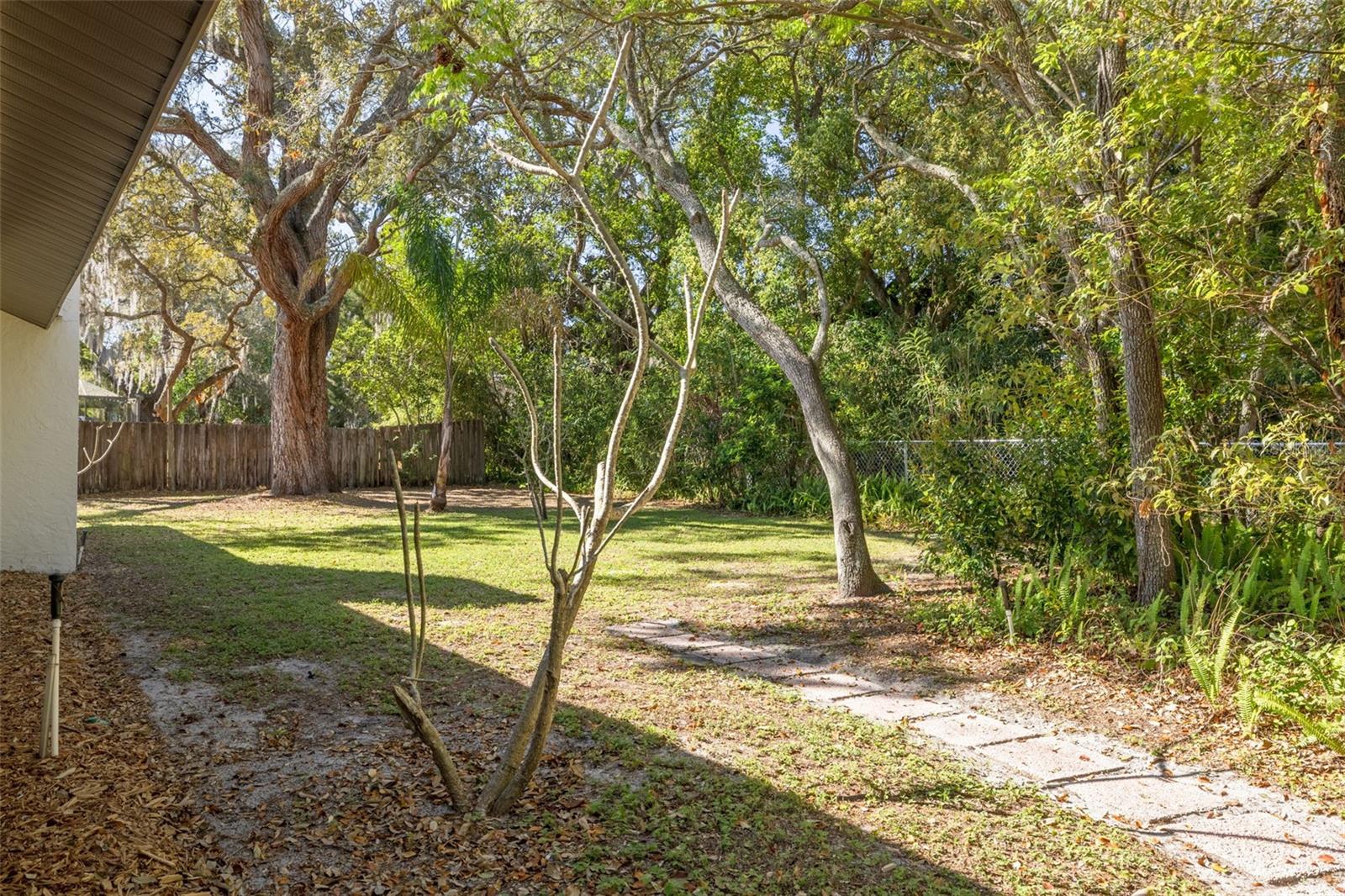 Image 39 of 45 For 1101 Dagmar Avenue