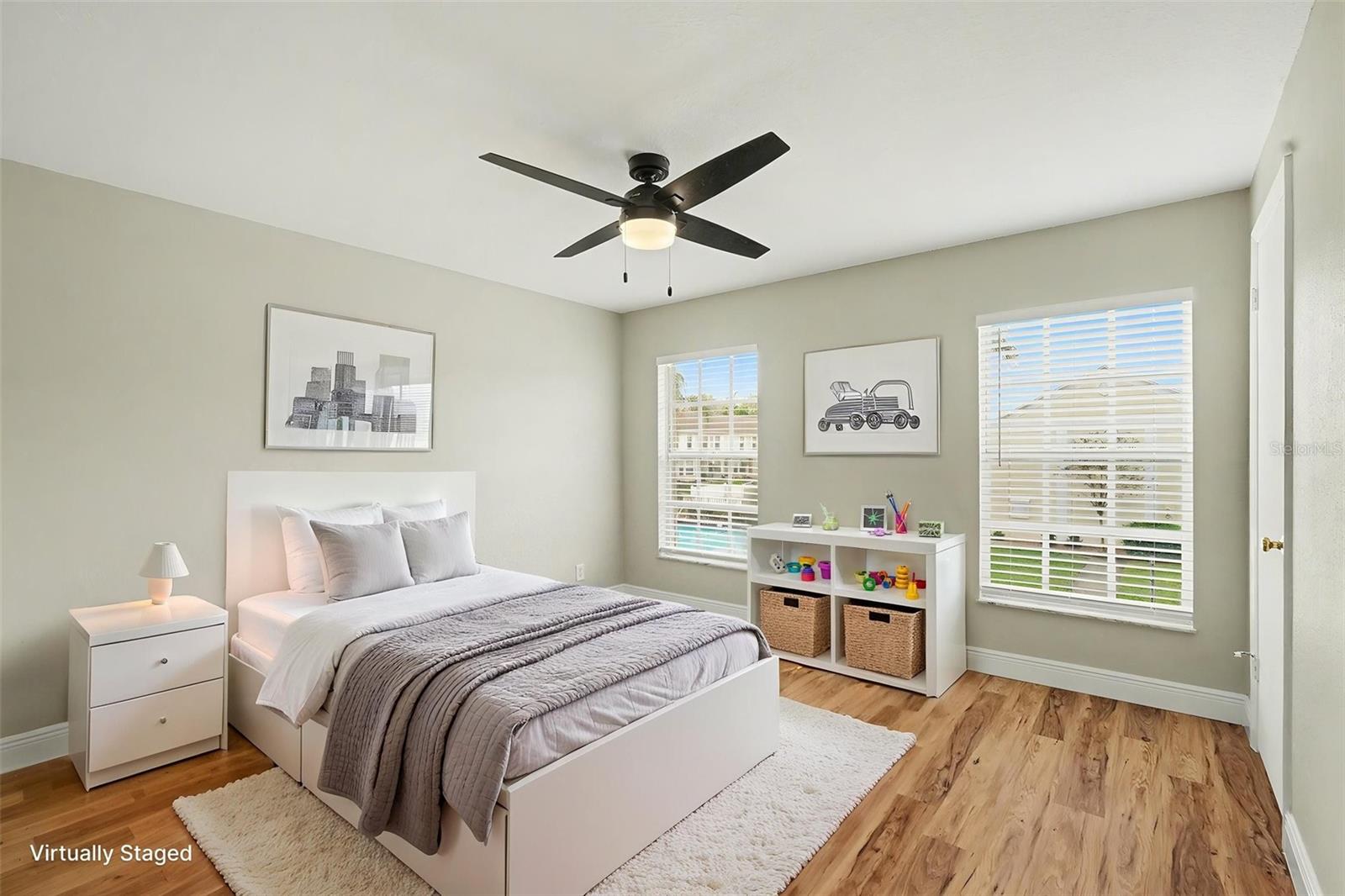 Image 16 of 21 For 37306 Embassy Park Lane