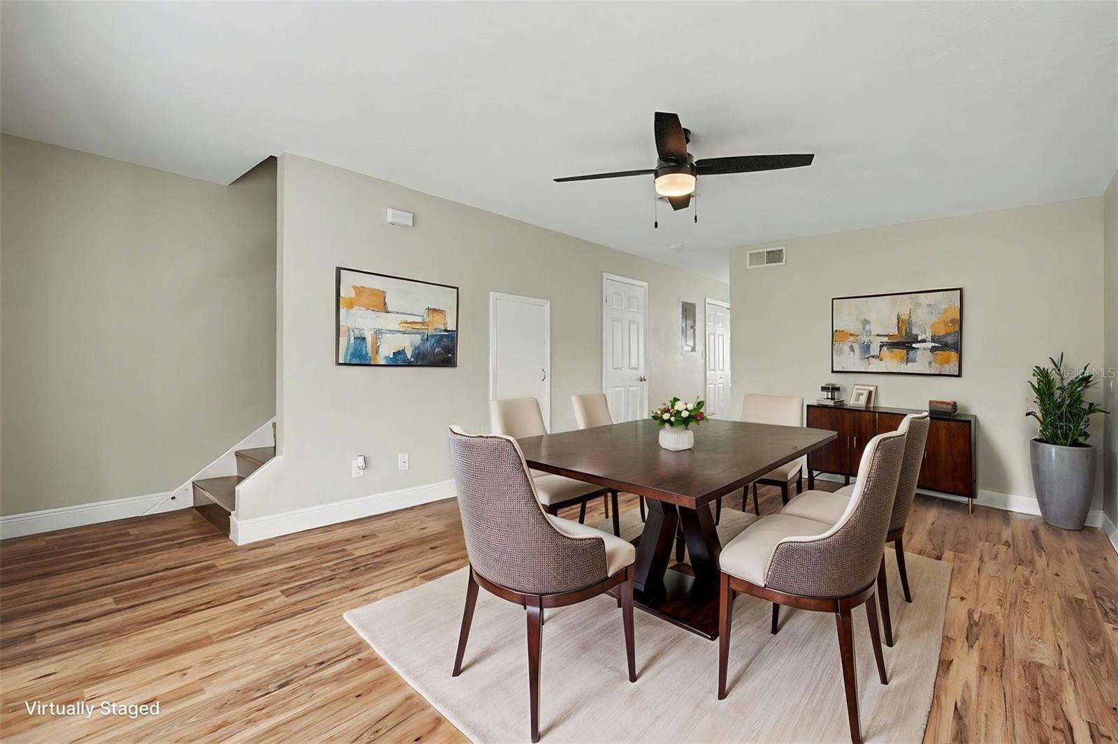 Image 4 of 21 For 37306 Embassy Park Lane