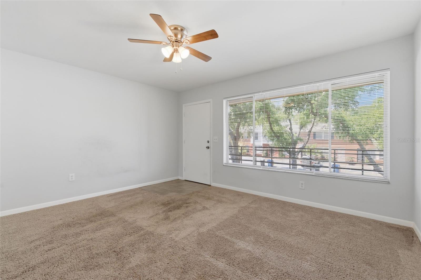 Image 15 of 52 For 1257 Drew Street 14