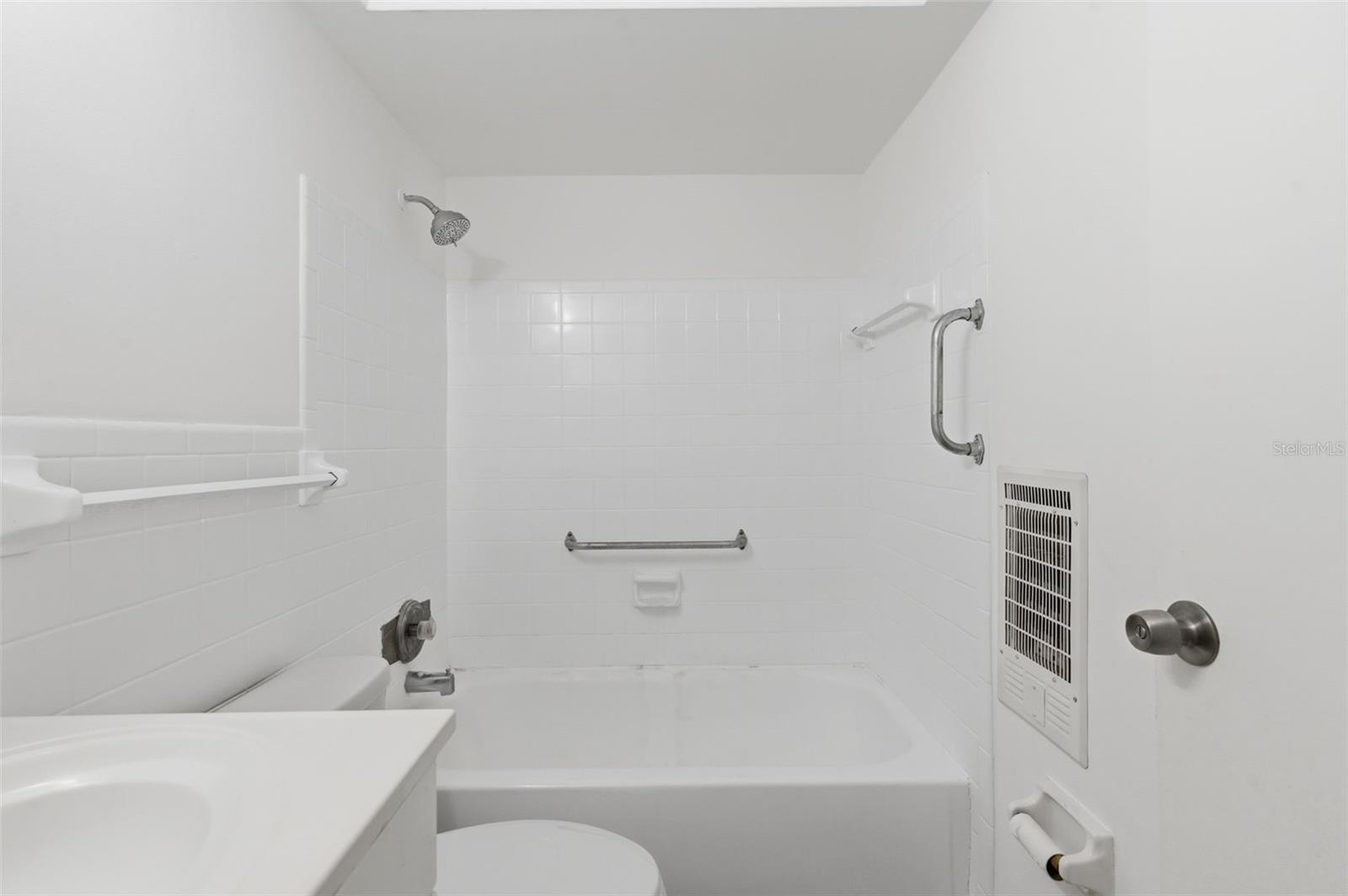 Image 18 of 52 For 1257 Drew Street 14