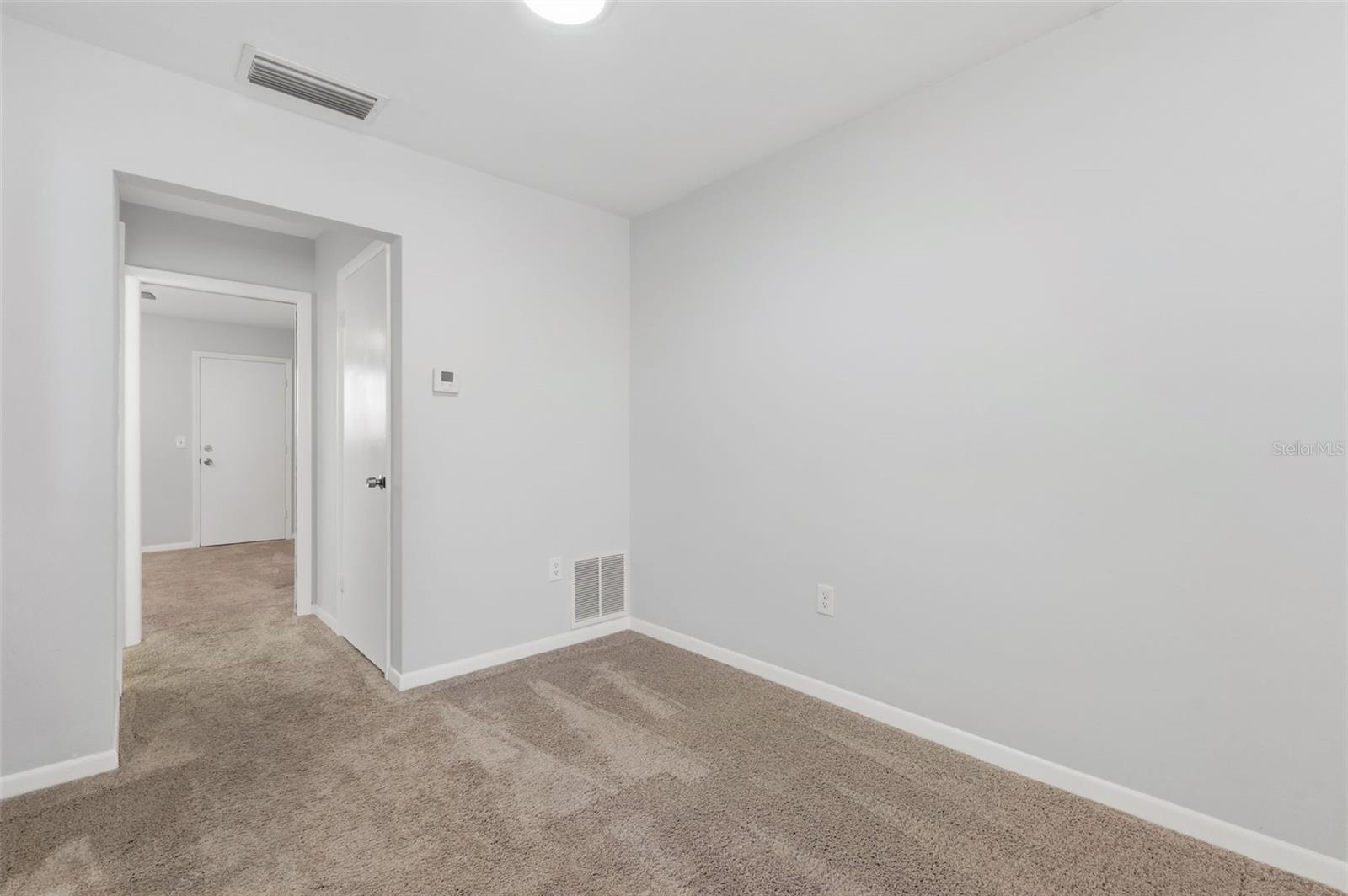 Image 24 of 52 For 1257 Drew Street 14