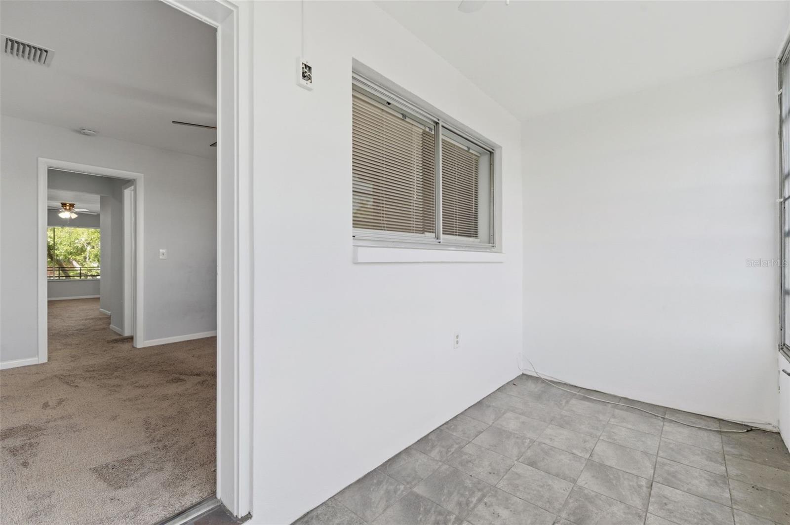 Image 28 of 52 For 1257 Drew Street 14