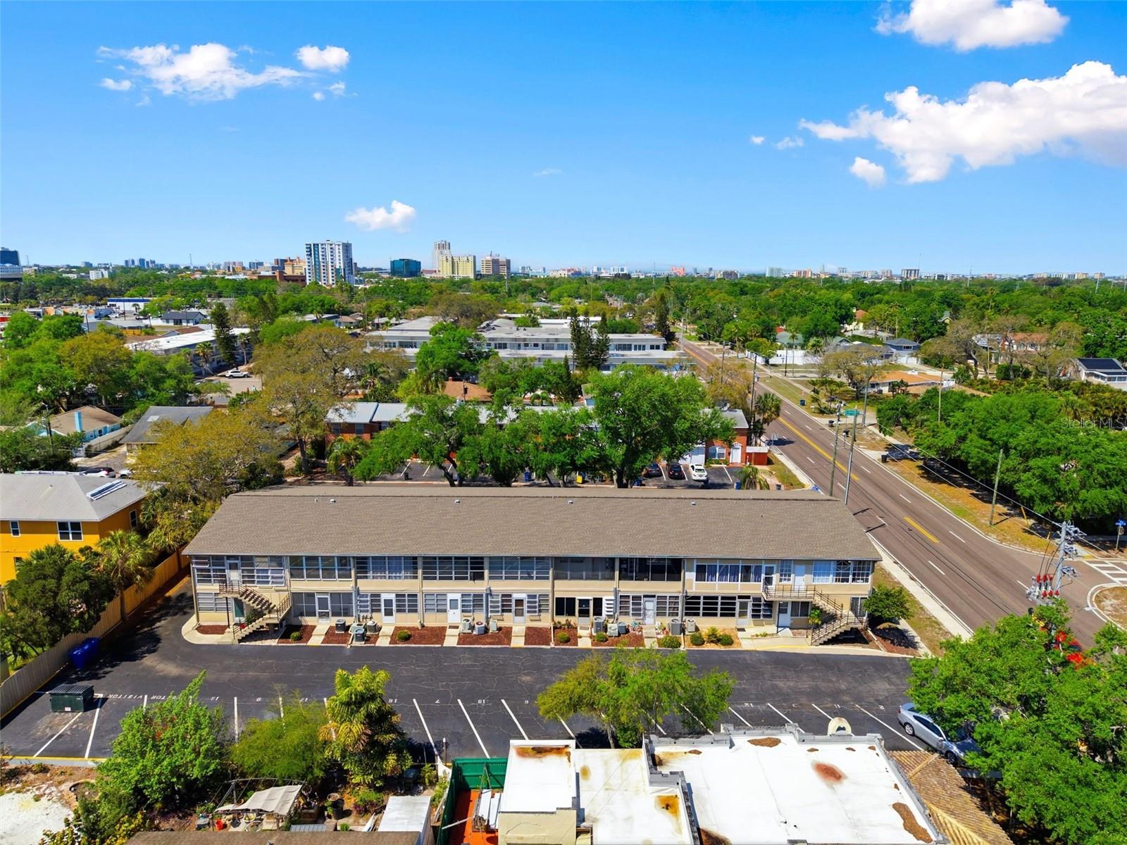 Image 33 of 52 For 1257 Drew Street 14