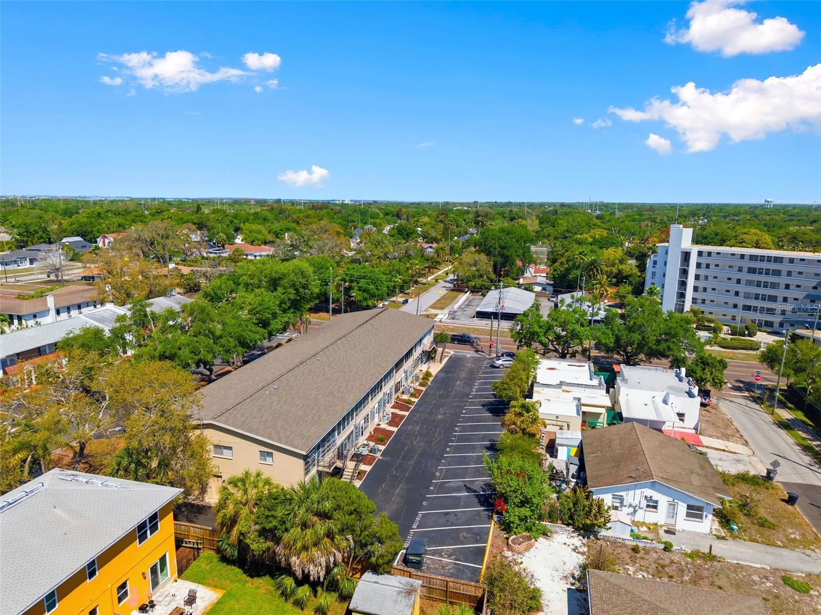 Image 34 of 52 For 1257 Drew Street 14