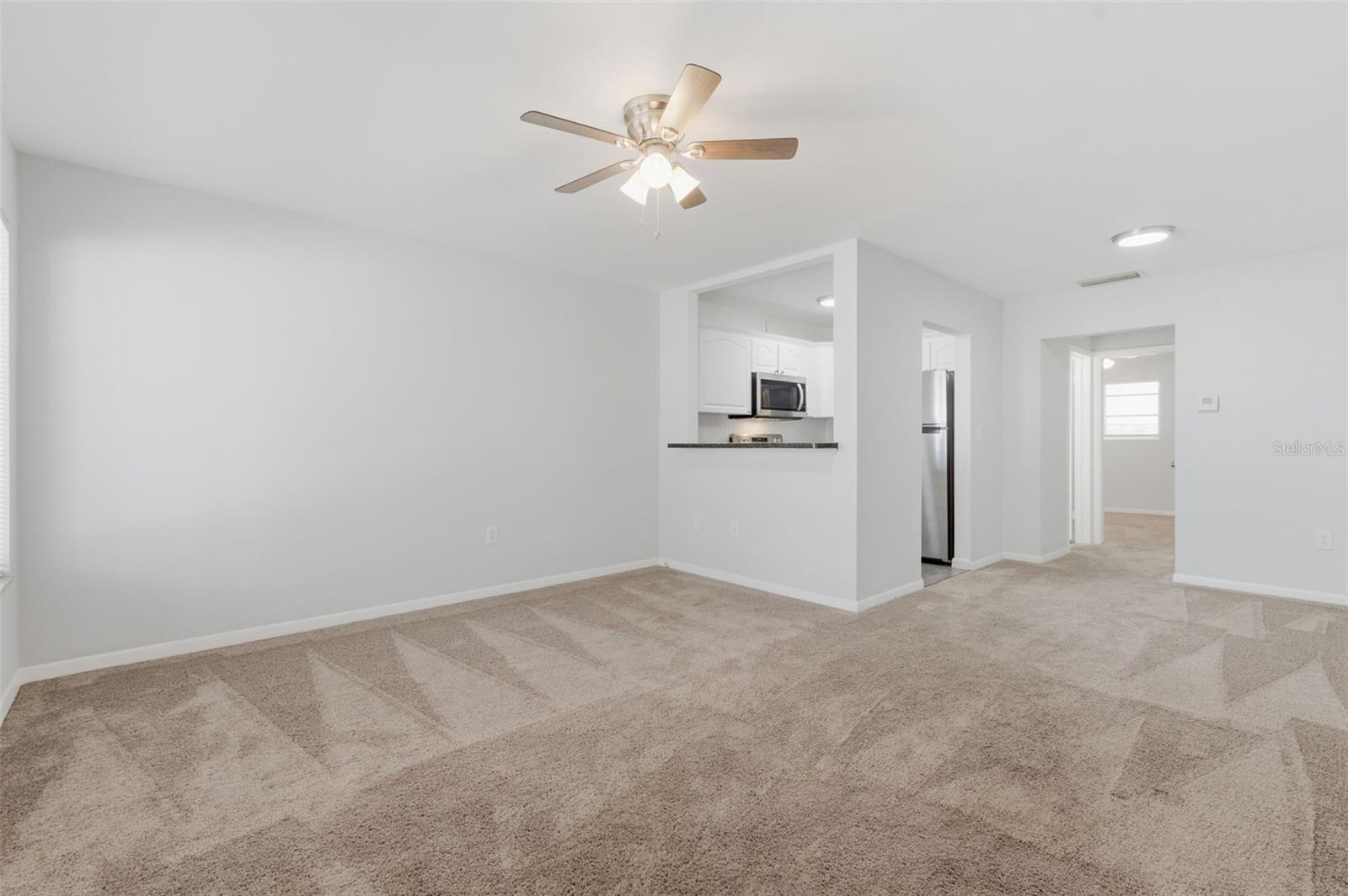 Image 4 of 52 For 1257 Drew Street 14