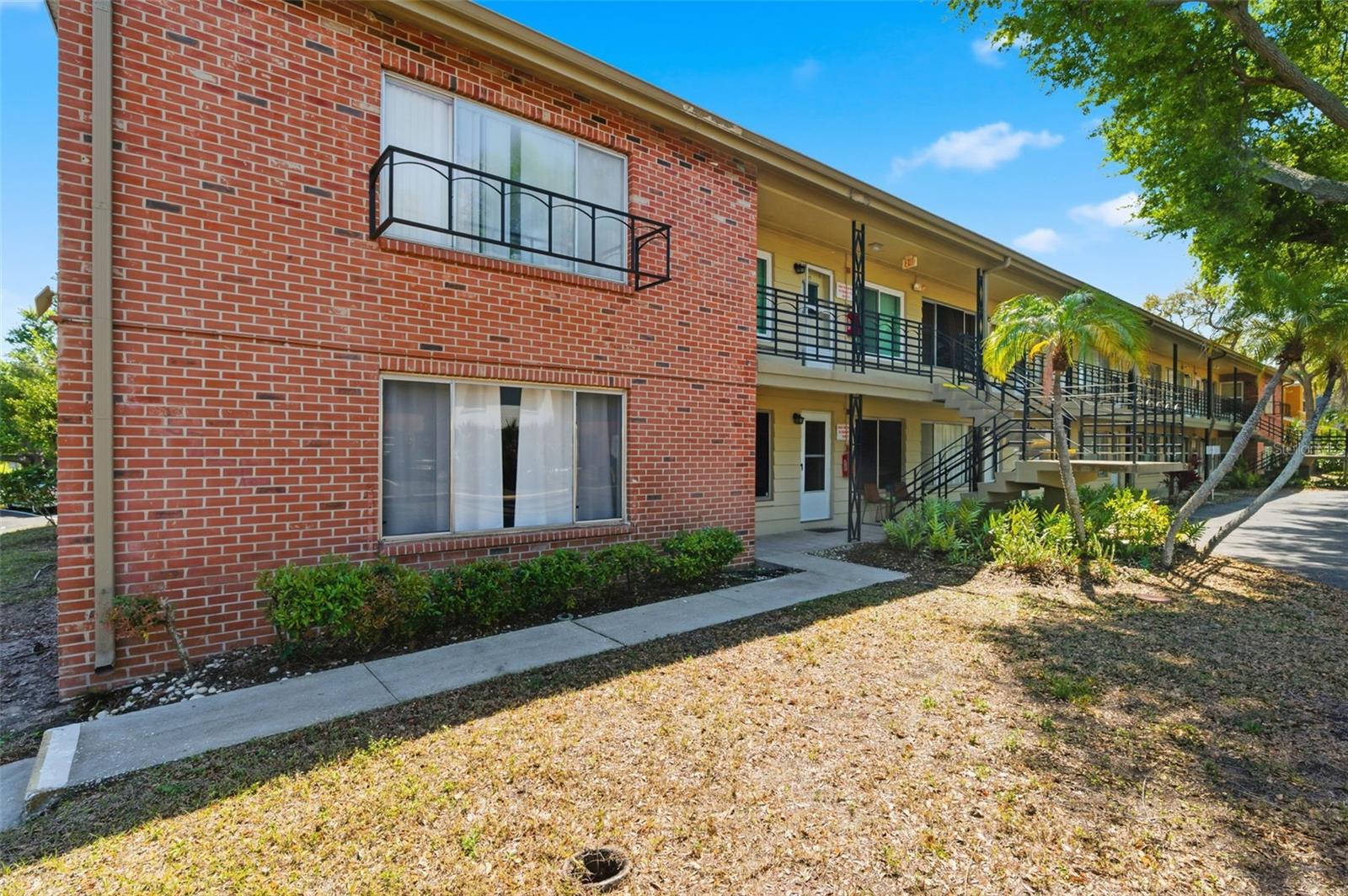 Image 51 of 52 For 1257 Drew Street 14