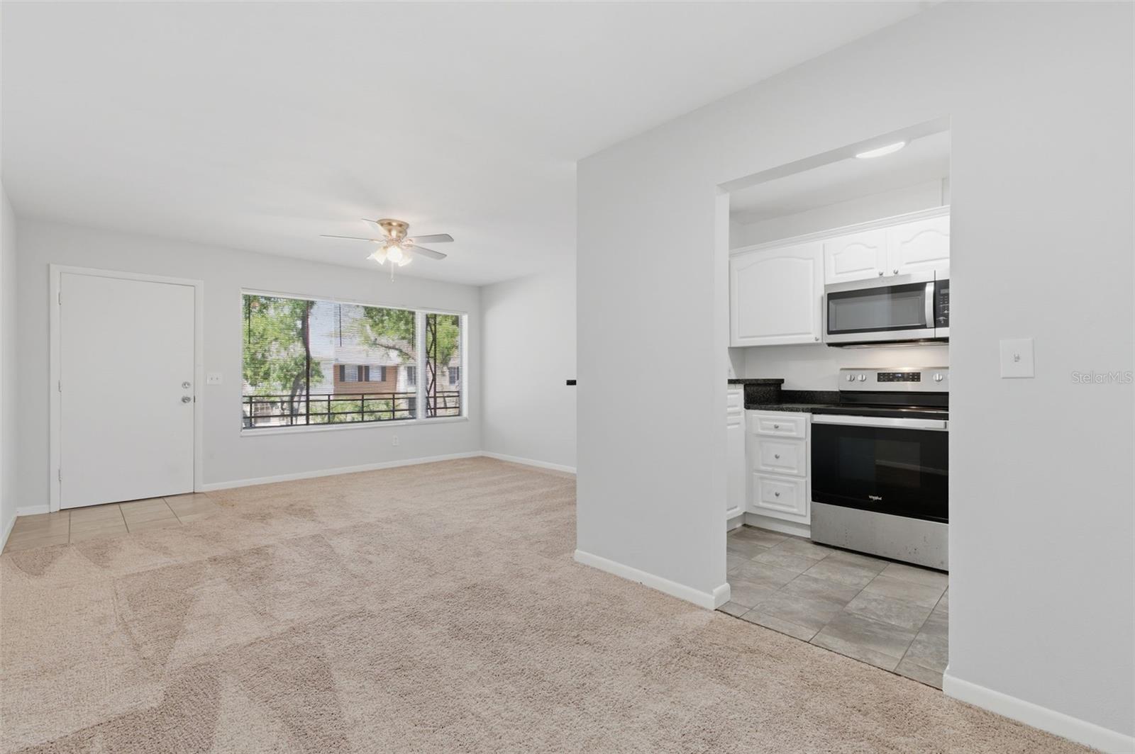 Image 6 of 52 For 1257 Drew Street 14