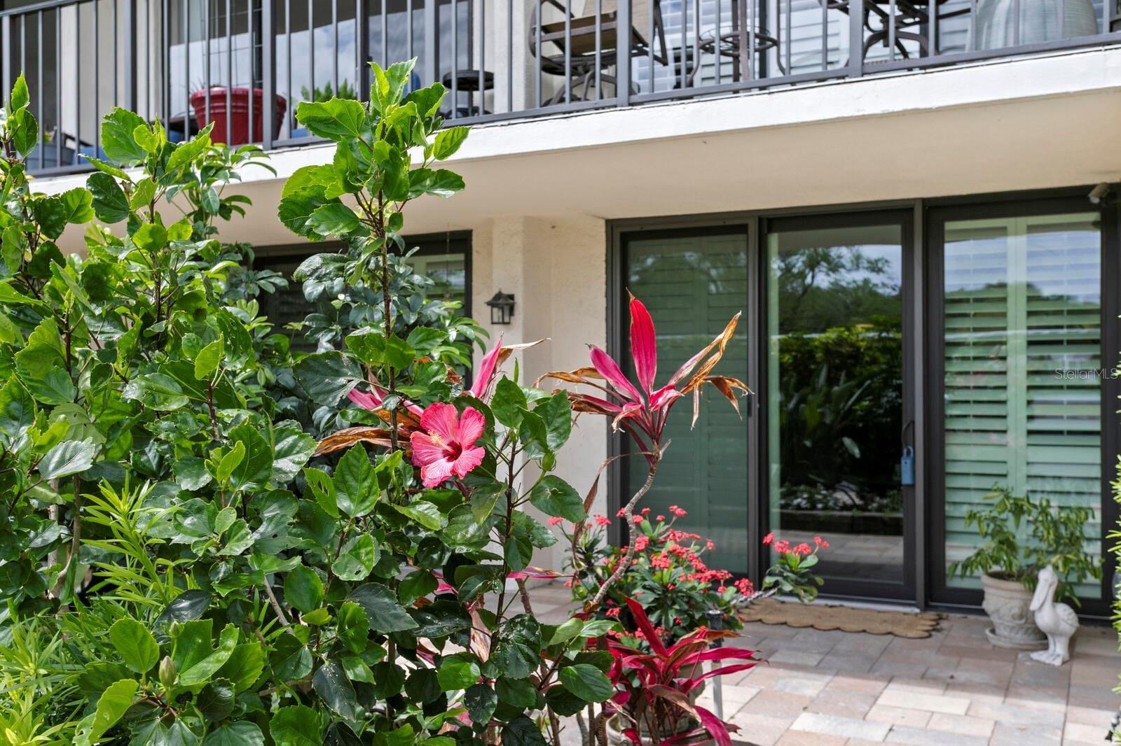 Details for 100 Oakmont Lane 105, BELLEAIR, FL 33756