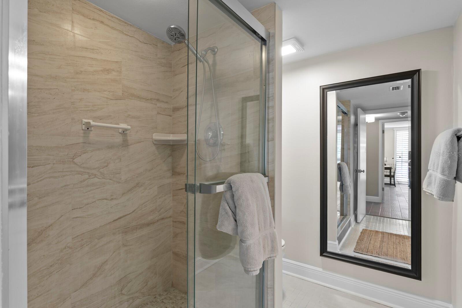 Image 15 of 22 For 100 Oakmont Lane 105