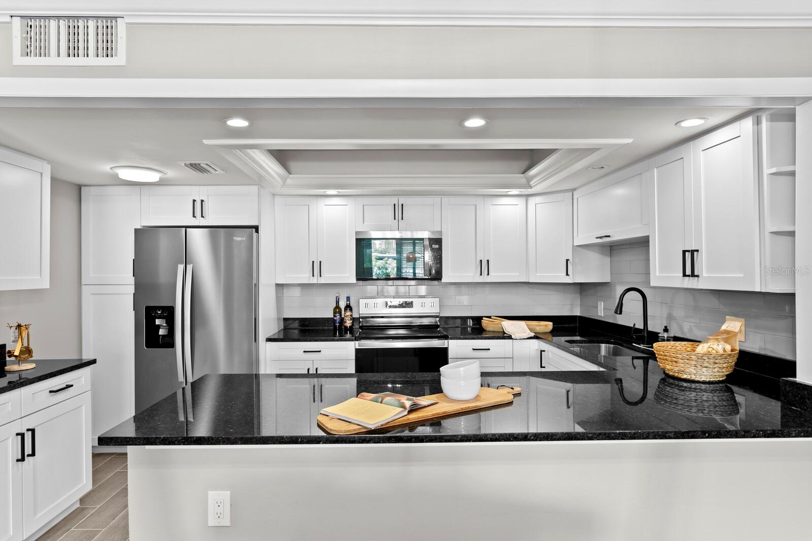 Image 4 of 22 For 100 Oakmont Lane 105