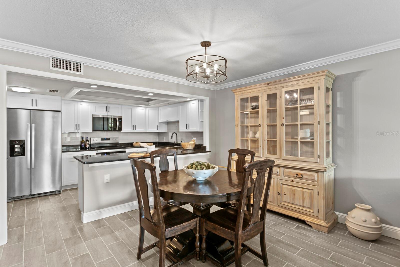 Image 9 of 22 For 100 Oakmont Lane 105