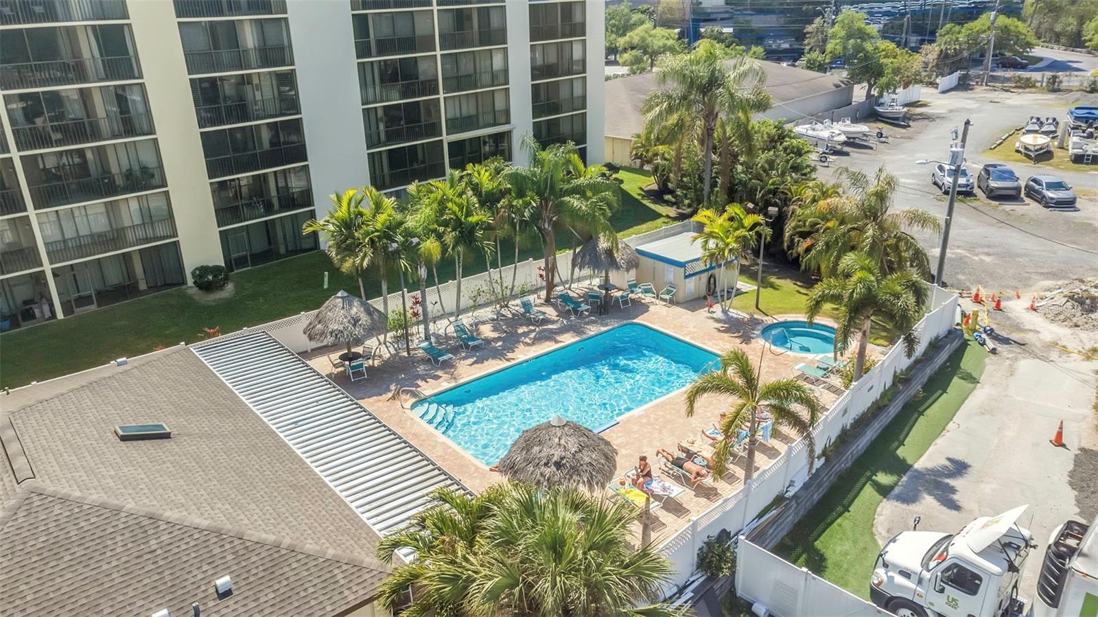 Image 46 of 57 For 1000 Cove Cay Drive 5d