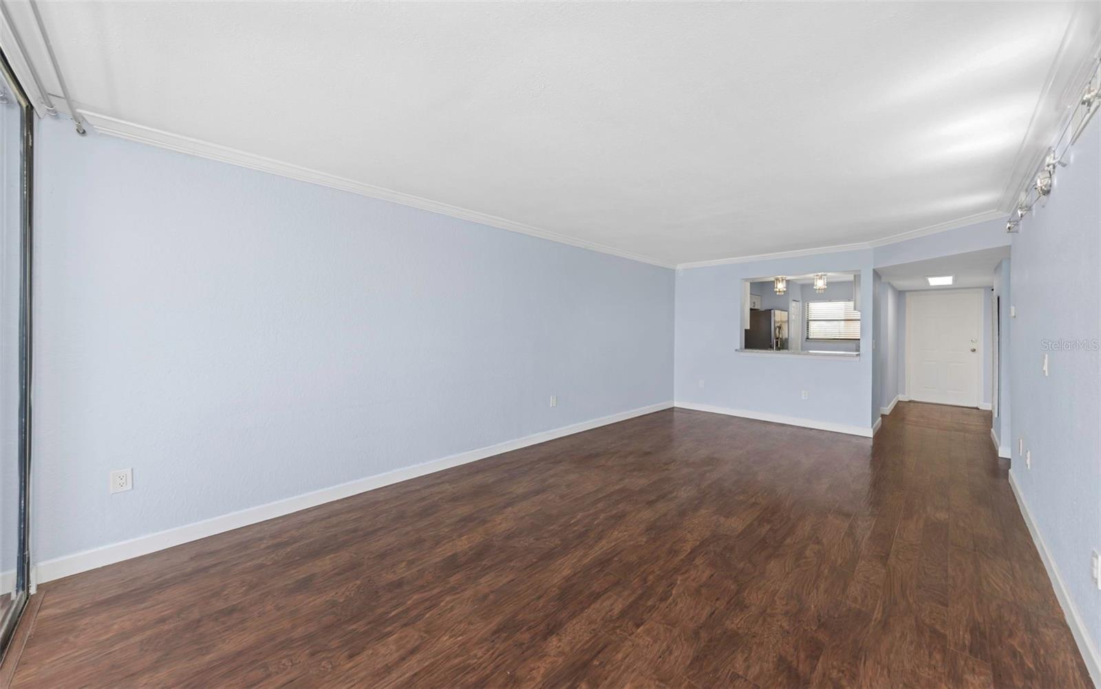 Image 6 of 57 For 1000 Cove Cay Drive 5d