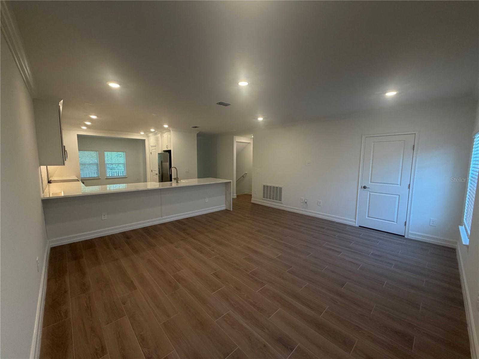 Image 11 of 27 For 1427 Chestnut Street