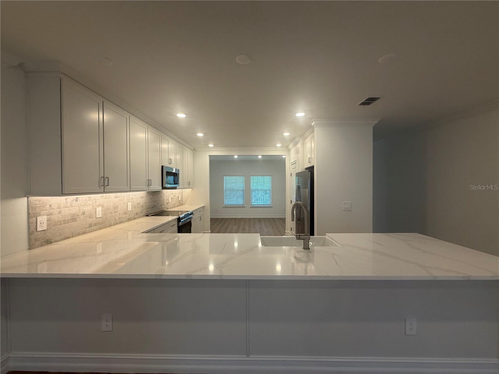 Image 12 of 27 For 1427 Chestnut Street