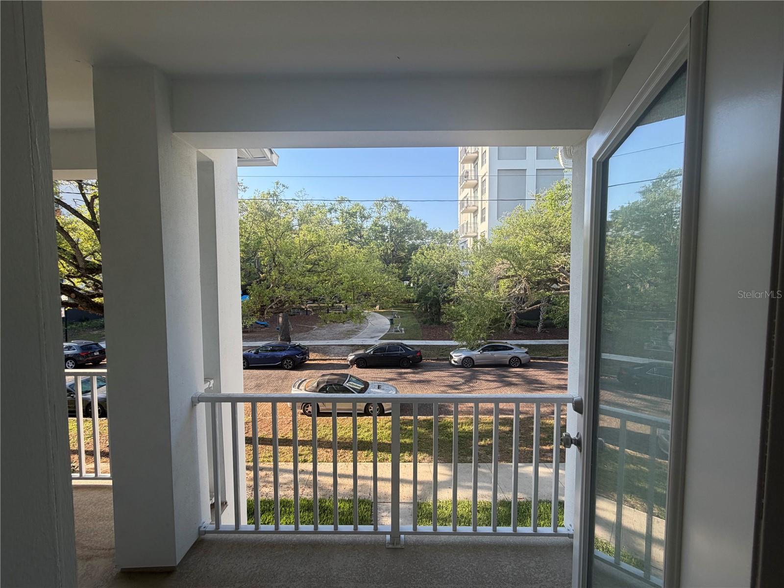 Image 15 of 27 For 1427 Chestnut Street