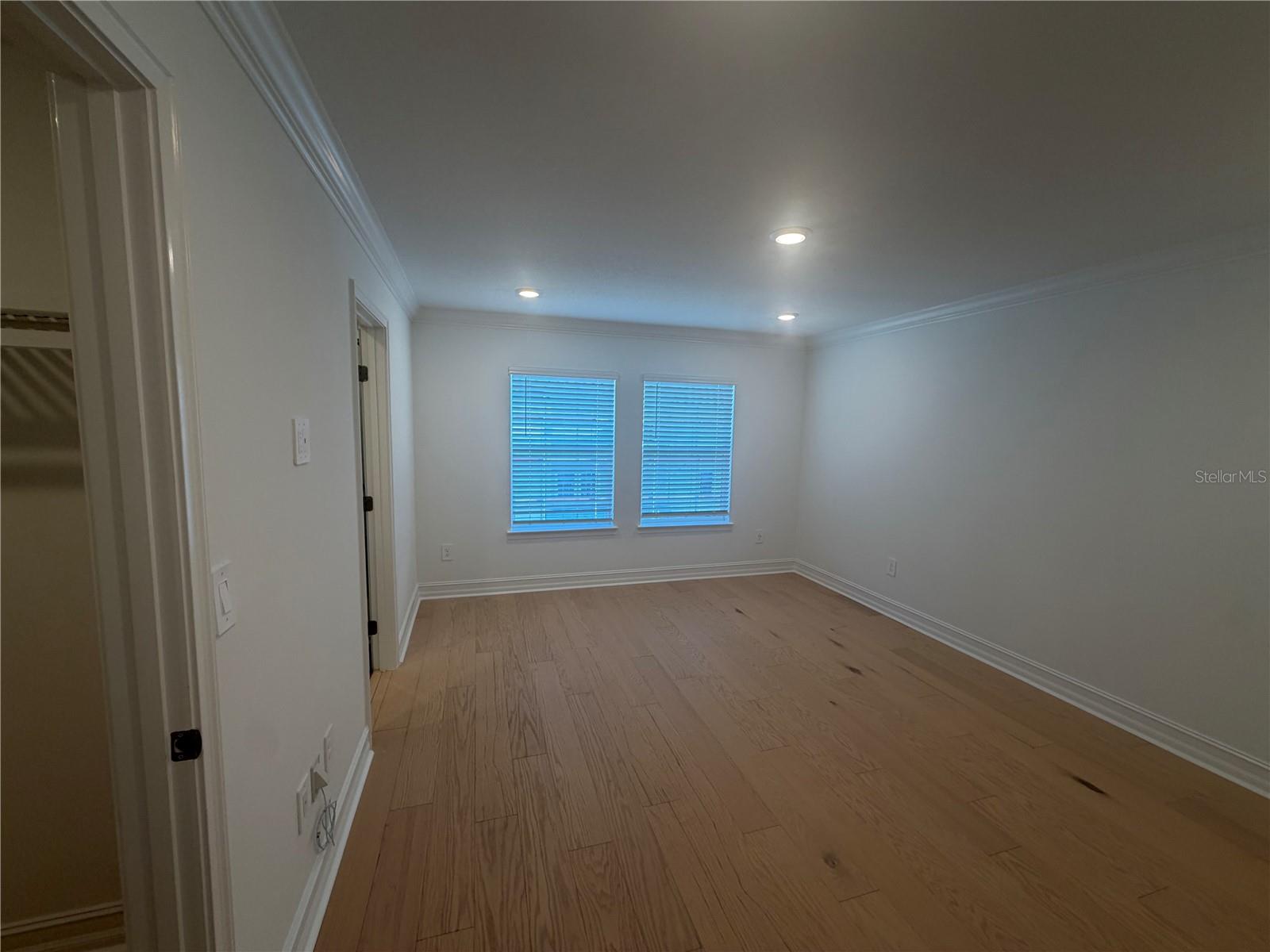 Image 18 of 27 For 1427 Chestnut Street