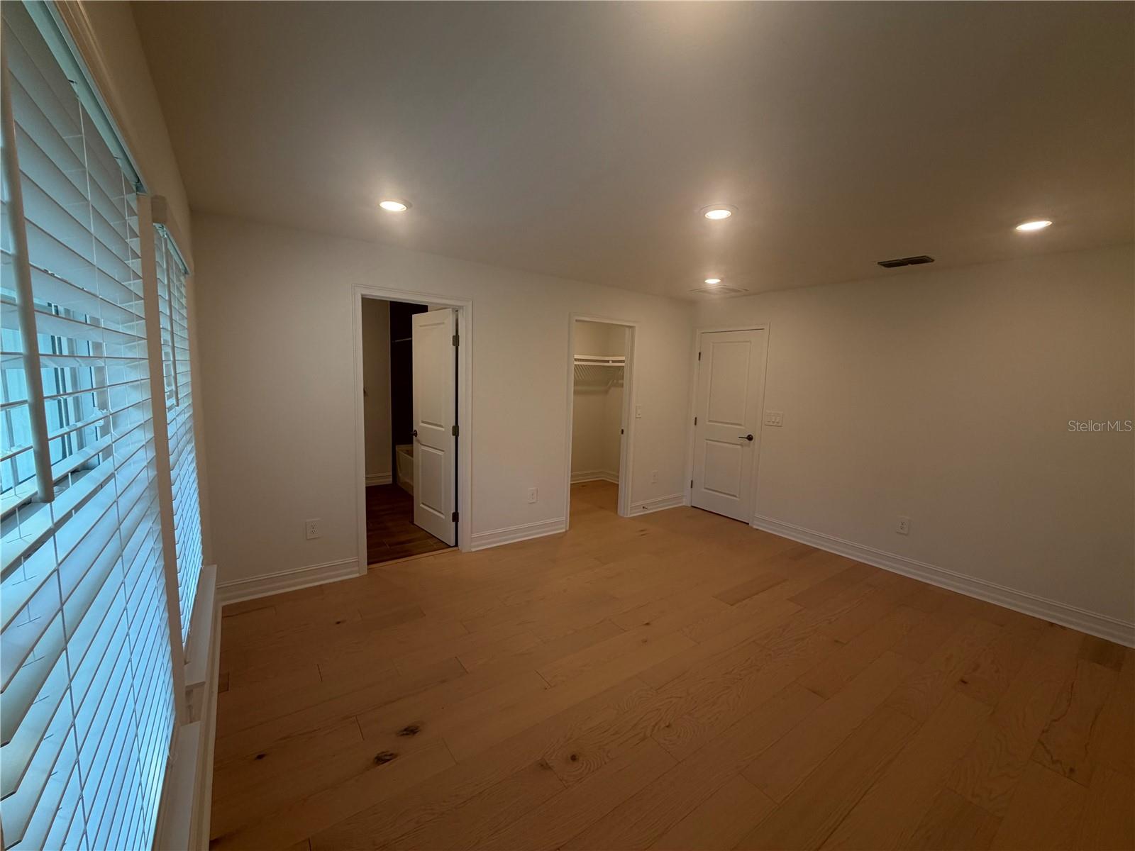 Image 24 of 27 For 1427 Chestnut Street