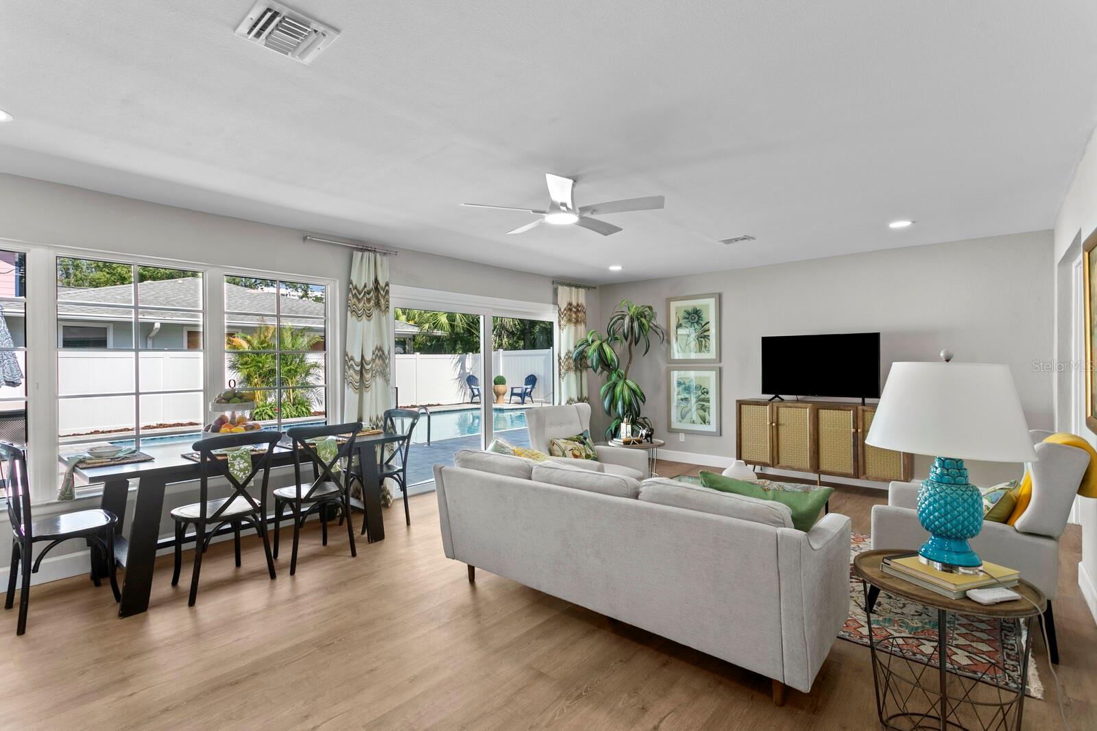Image 15 of 65 For 262 30th Street N