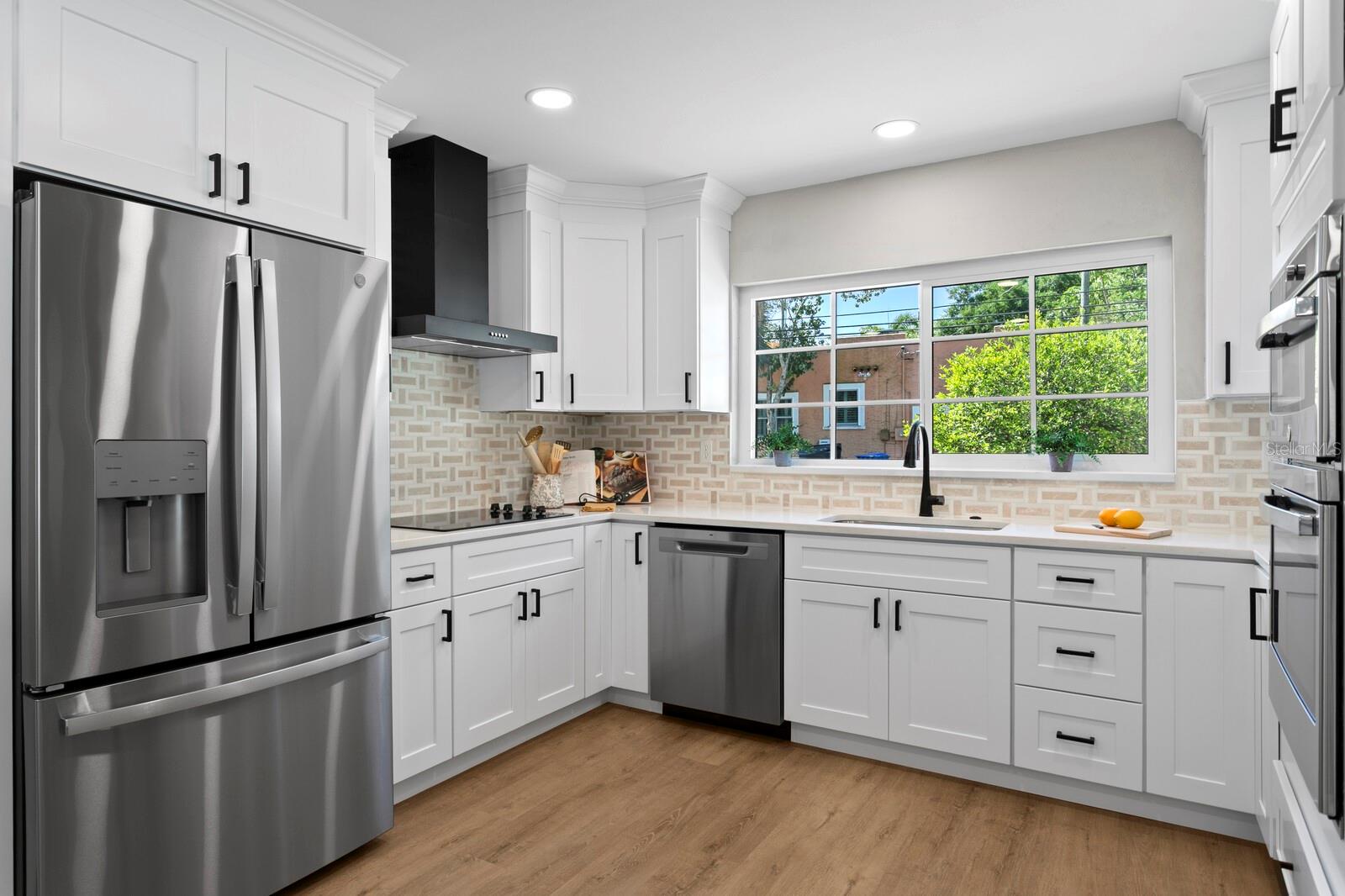Image 27 of 65 For 262 30th Street N
