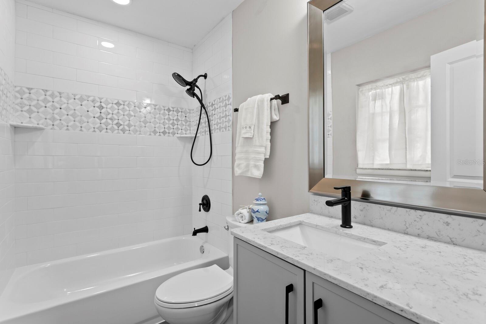 Image 54 of 65 For 262 30th Street N