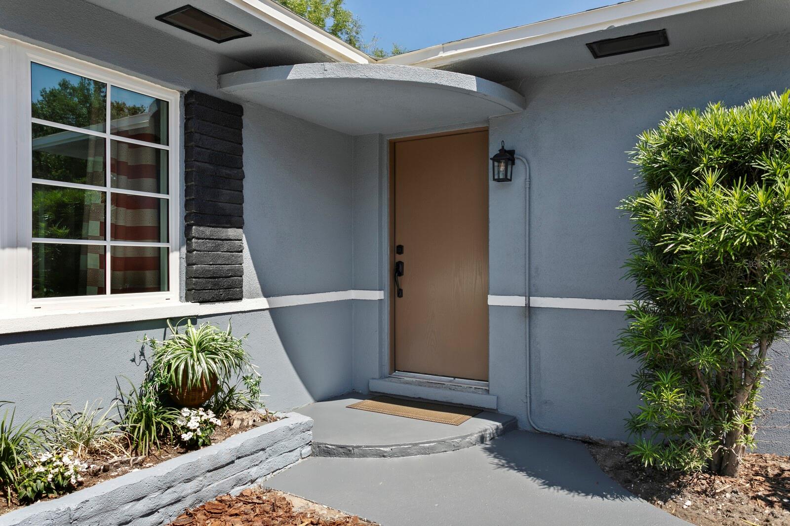 Image 6 of 65 For 262 30th Street N