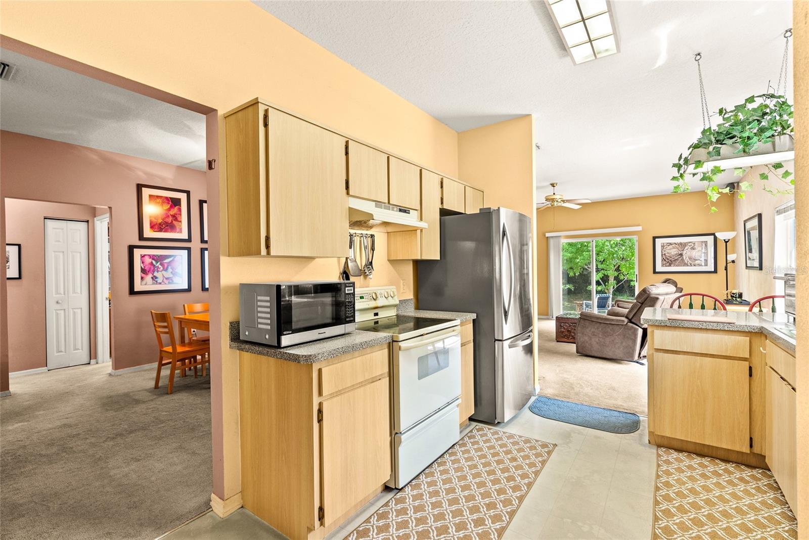 Image 20 of 38 For 8127 Packwood Avenue