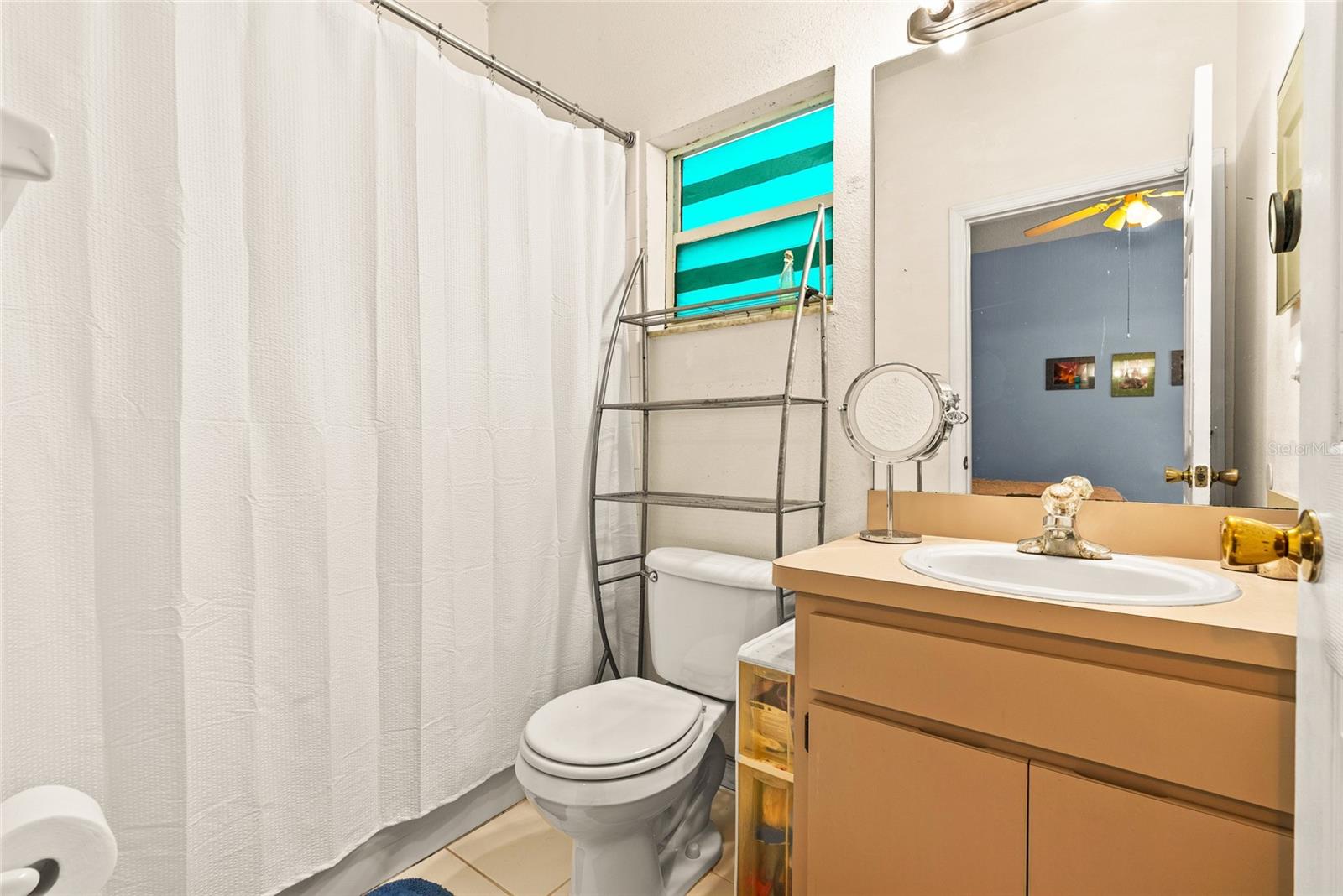 Image 24 of 38 For 8127 Packwood Avenue