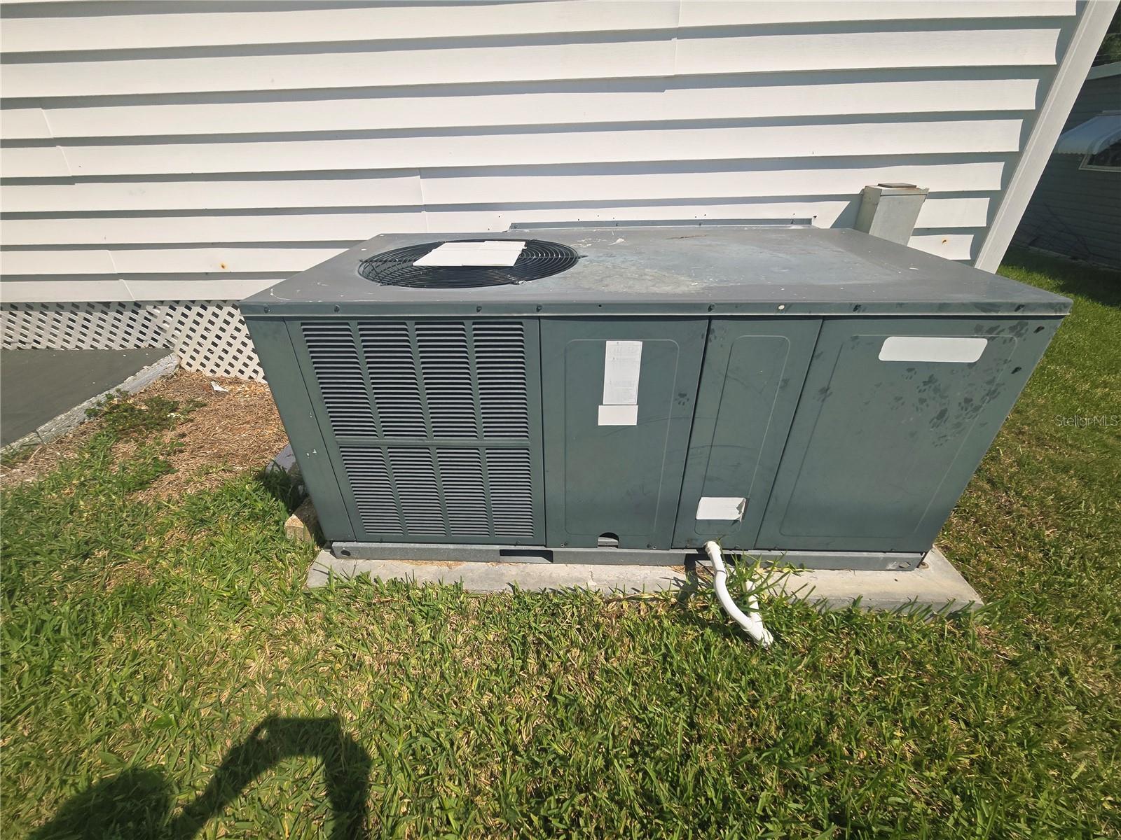 Image 13 of 88 For 39820 Us Highway 19 N 182