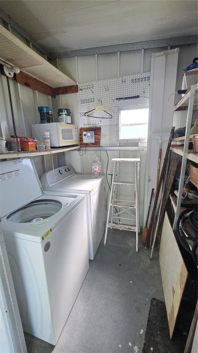 Image 43 of 88 For 39820 Us Highway 19 N 182