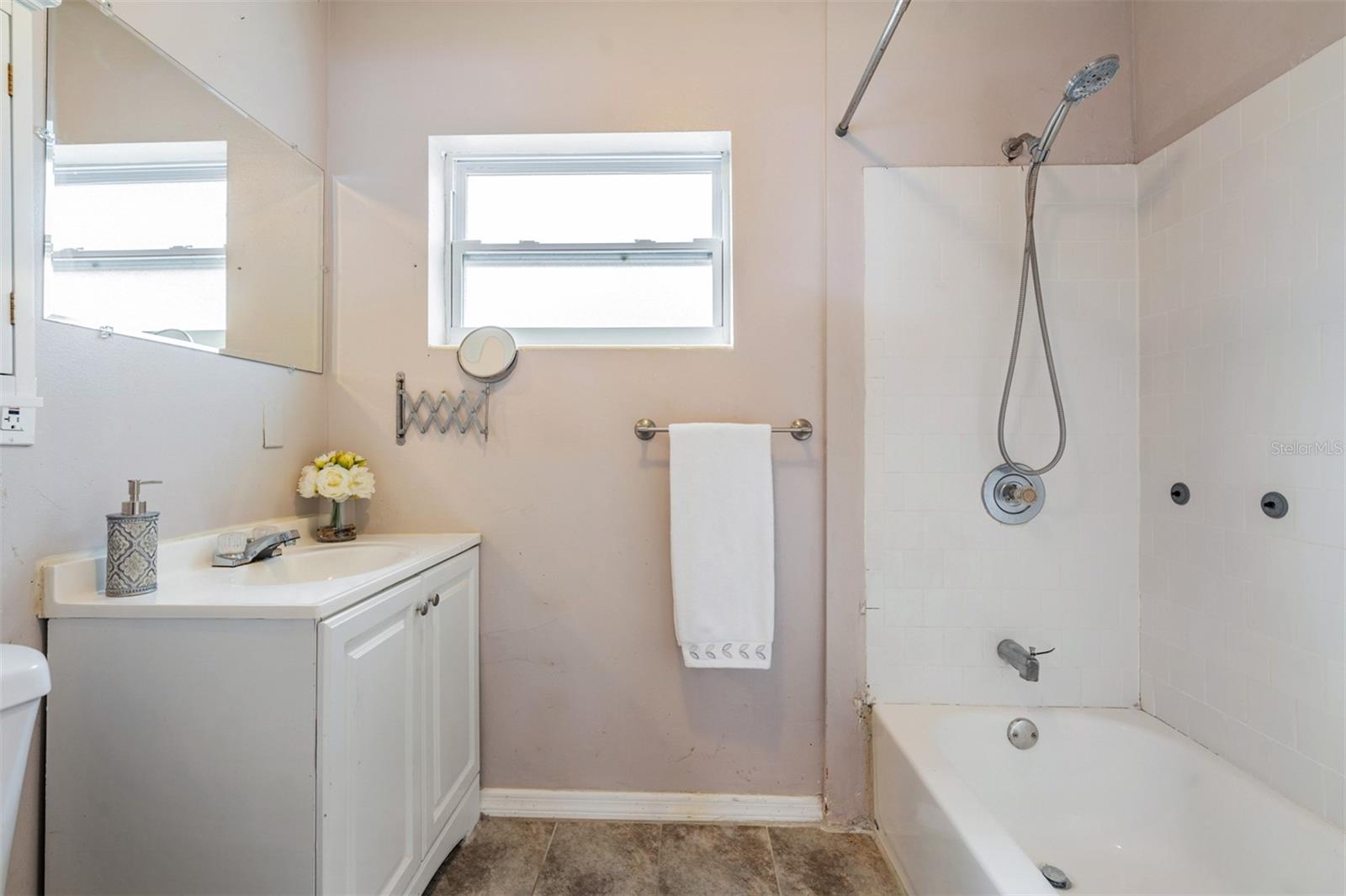 Image 13 of 19 For 5475 70th Lane N