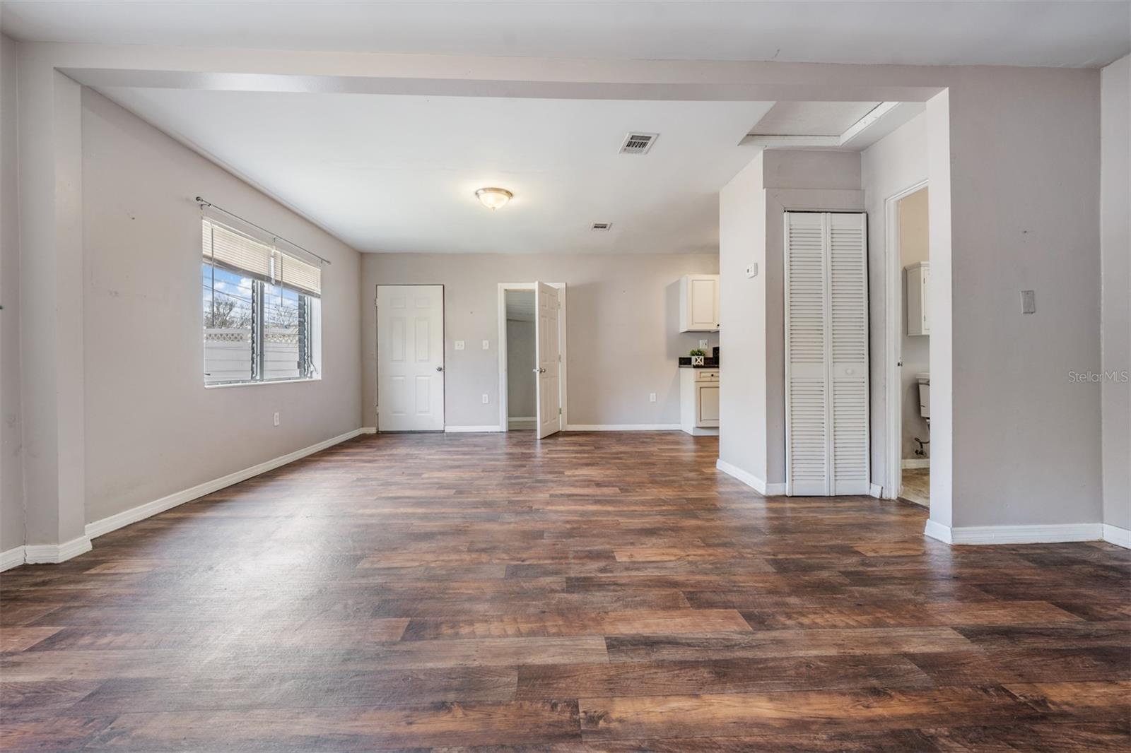 Image 7 of 19 For 5475 70th Lane N