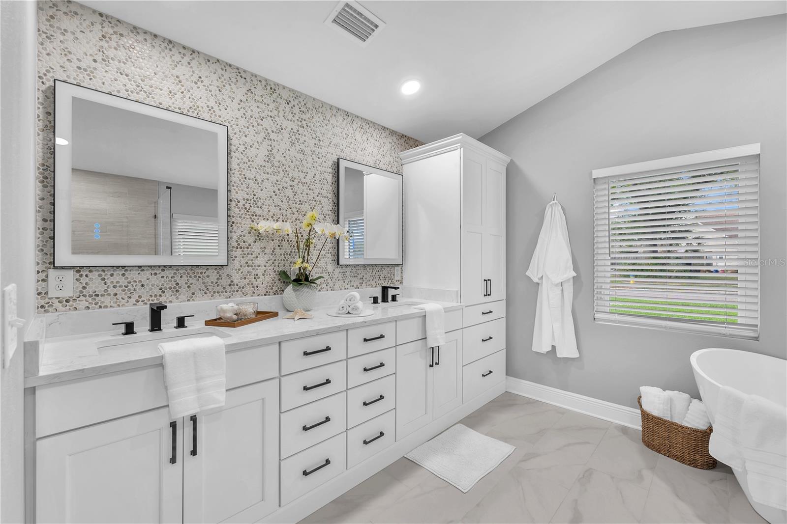 Image 15 of 33 For 3834 Cold Creek Drive