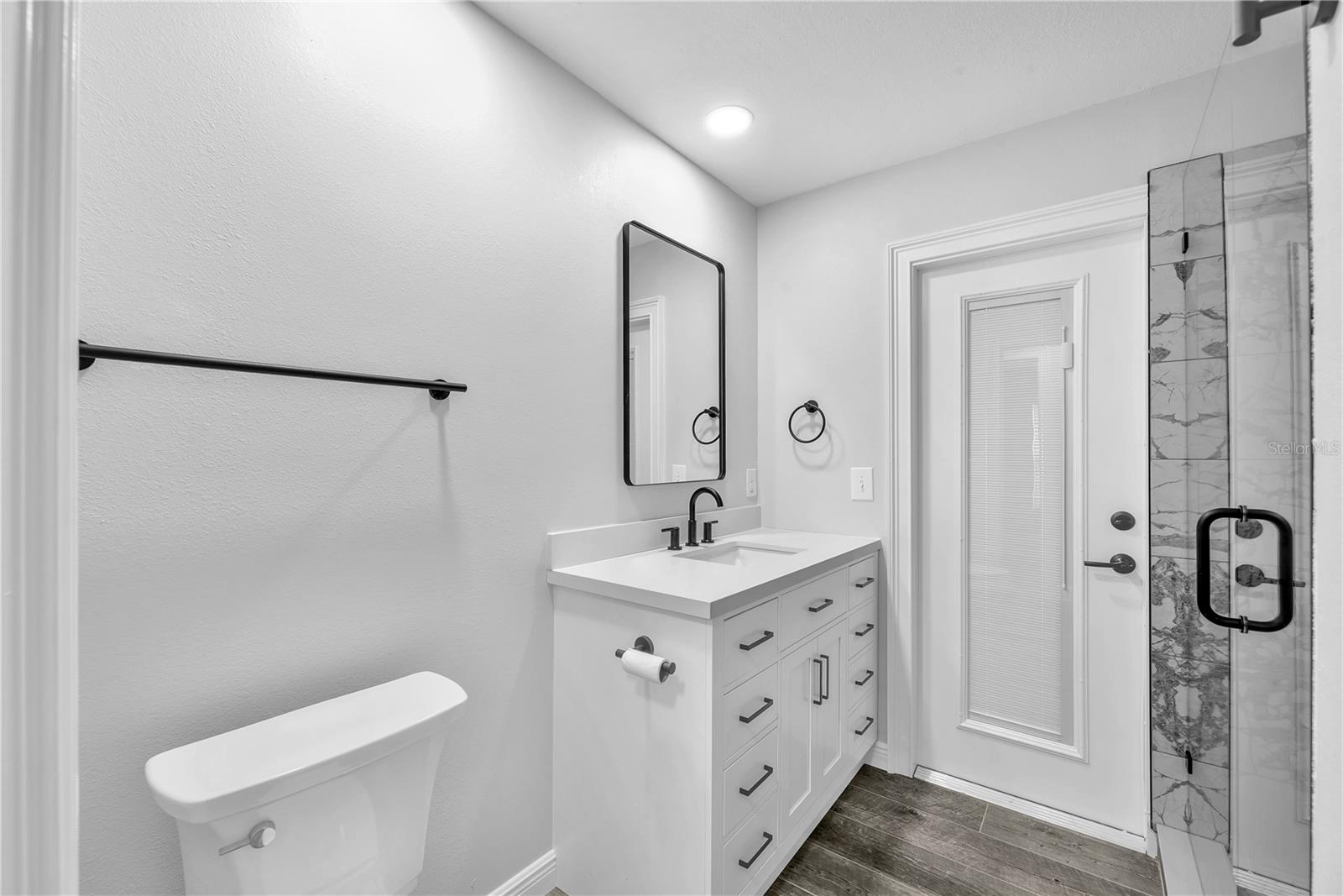 Image 21 of 33 For 3834 Cold Creek Drive