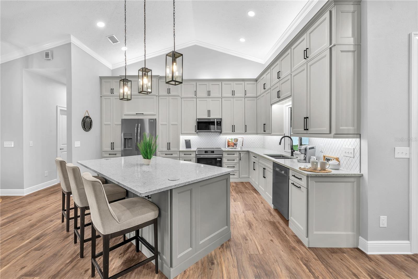 Image 6 of 33 For 3834 Cold Creek Drive