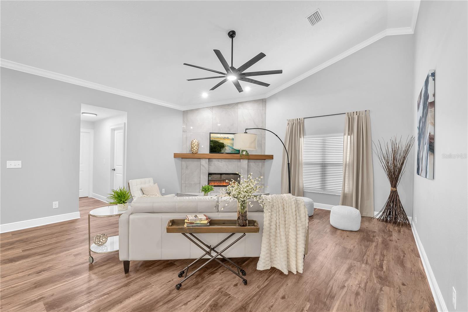 Image 8 of 33 For 3834 Cold Creek Drive