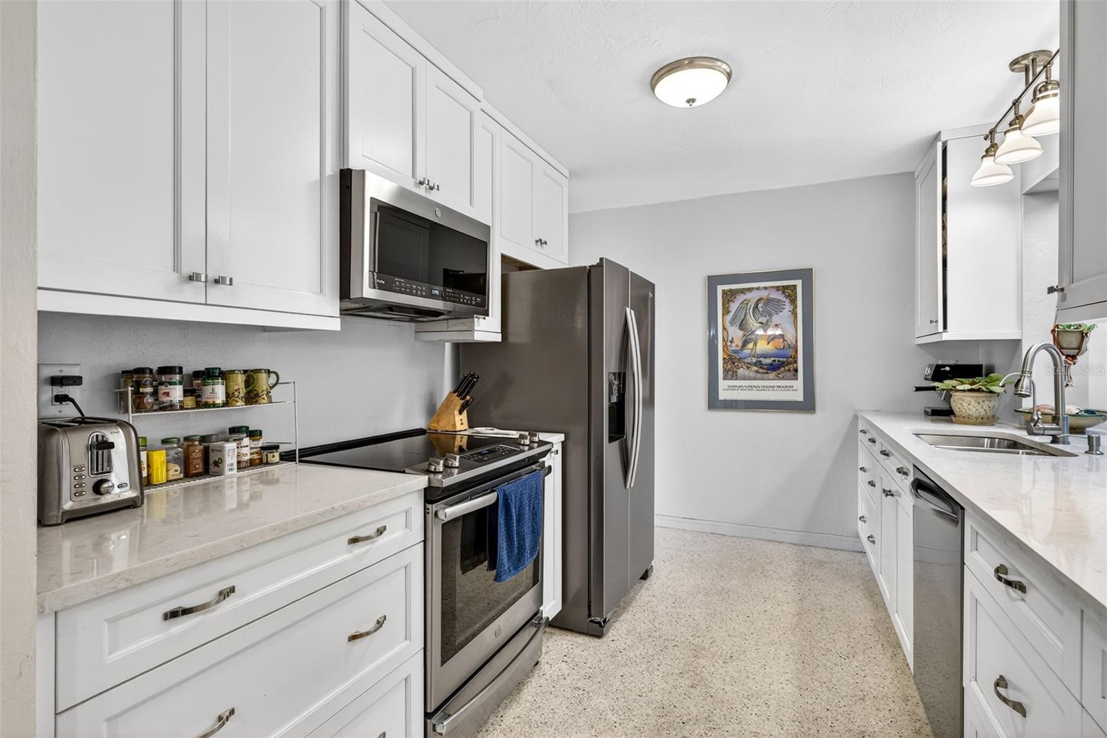 Image 20 of 74 For 6019 8th Avenue N