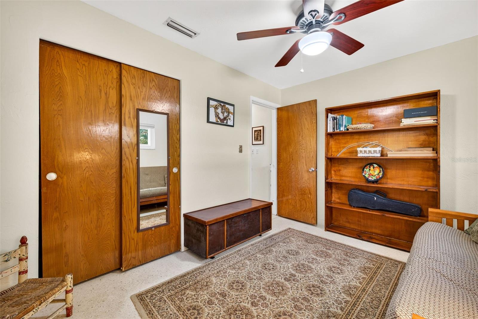 Image 36 of 74 For 6019 8th Avenue N