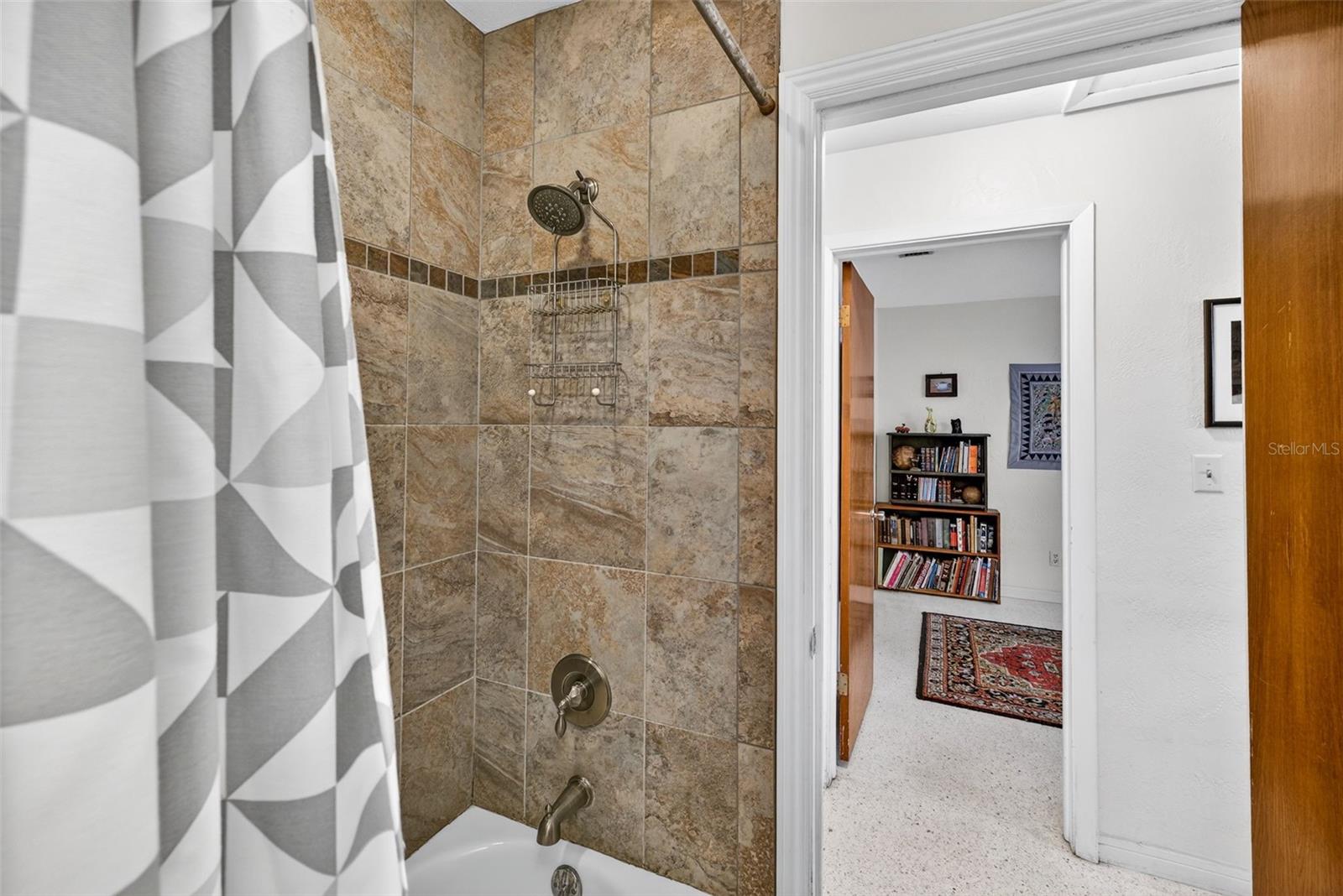 Image 38 of 74 For 6019 8th Avenue N