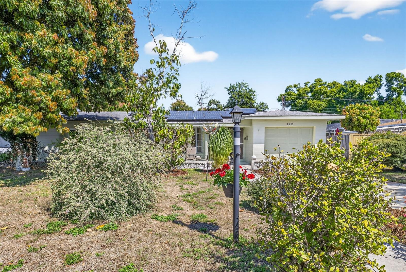 Image 4 of 74 For 6019 8th Avenue N