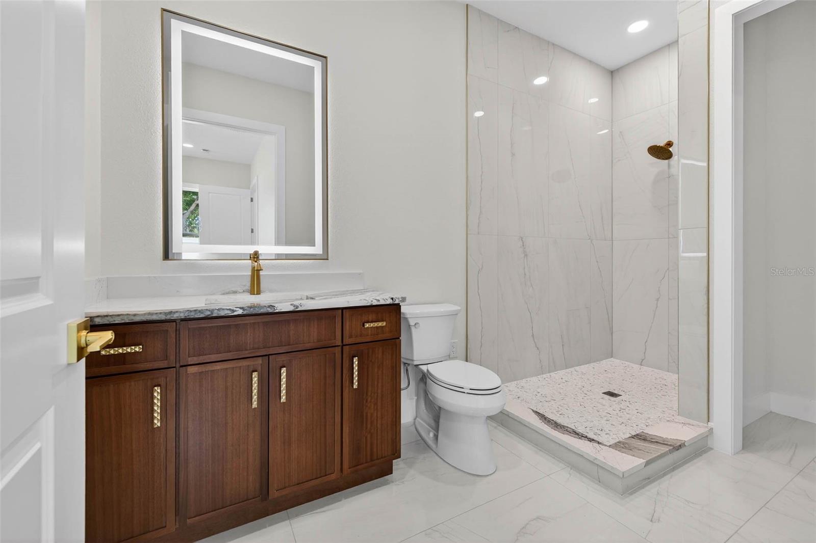 Image 48 of 72 For 14447 Mark Drive