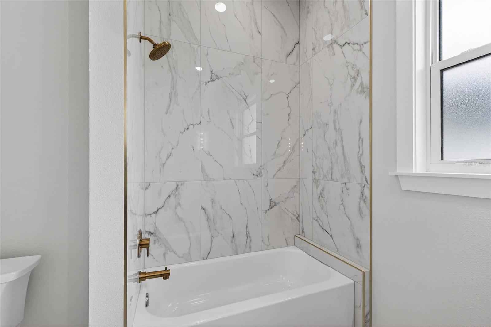 Image 52 of 72 For 14447 Mark Drive