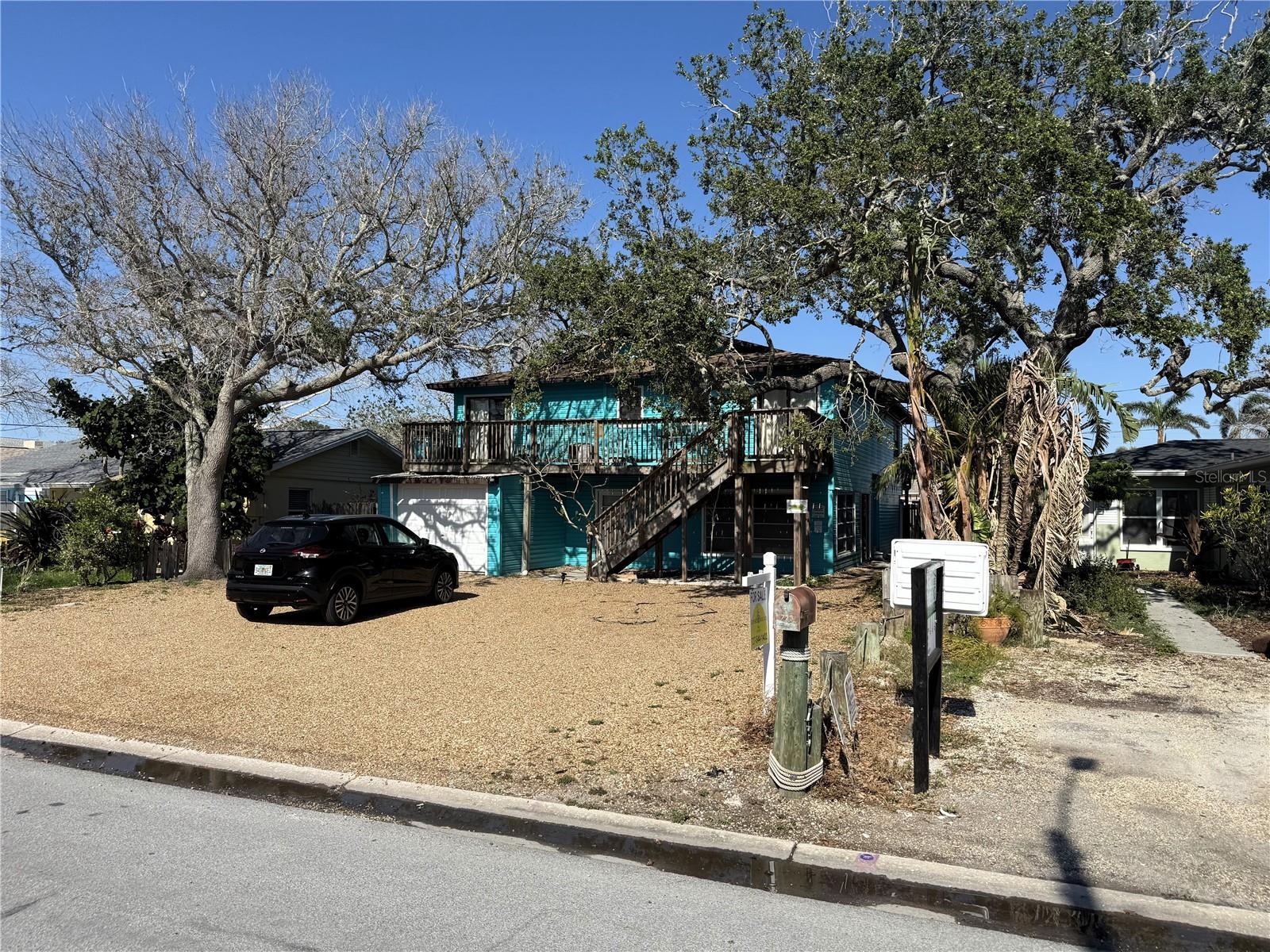 Image 28 of 57 For 725 1st Street