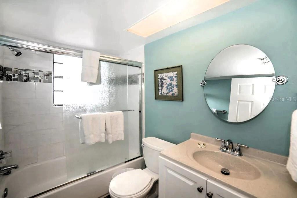 Image 46 of 57 For 725 1st Street