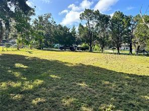 Image 3 of 5 For 5714 Kenwood Avenue