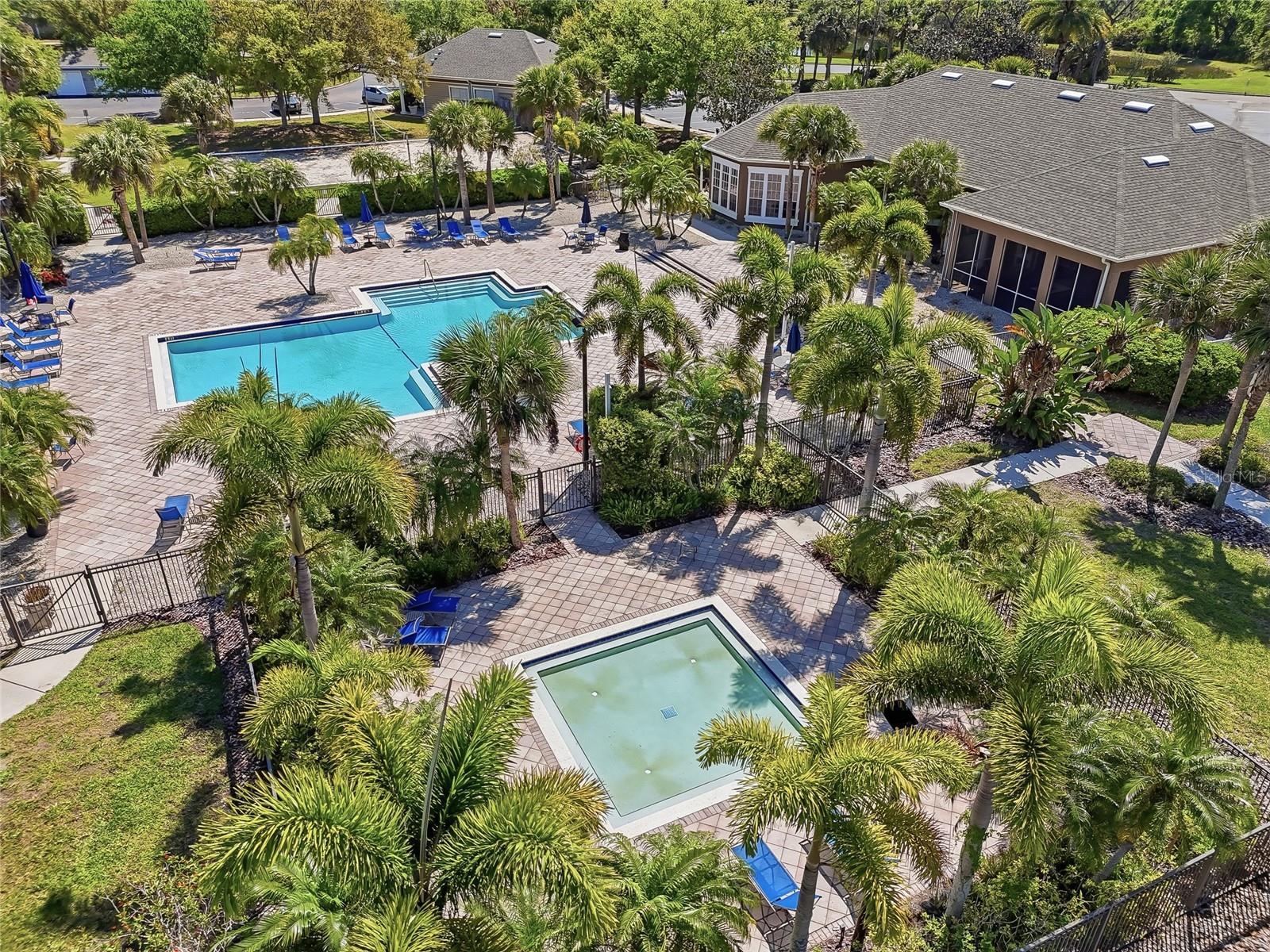 Image 43 of 48 For 8809 Manor Loop 106