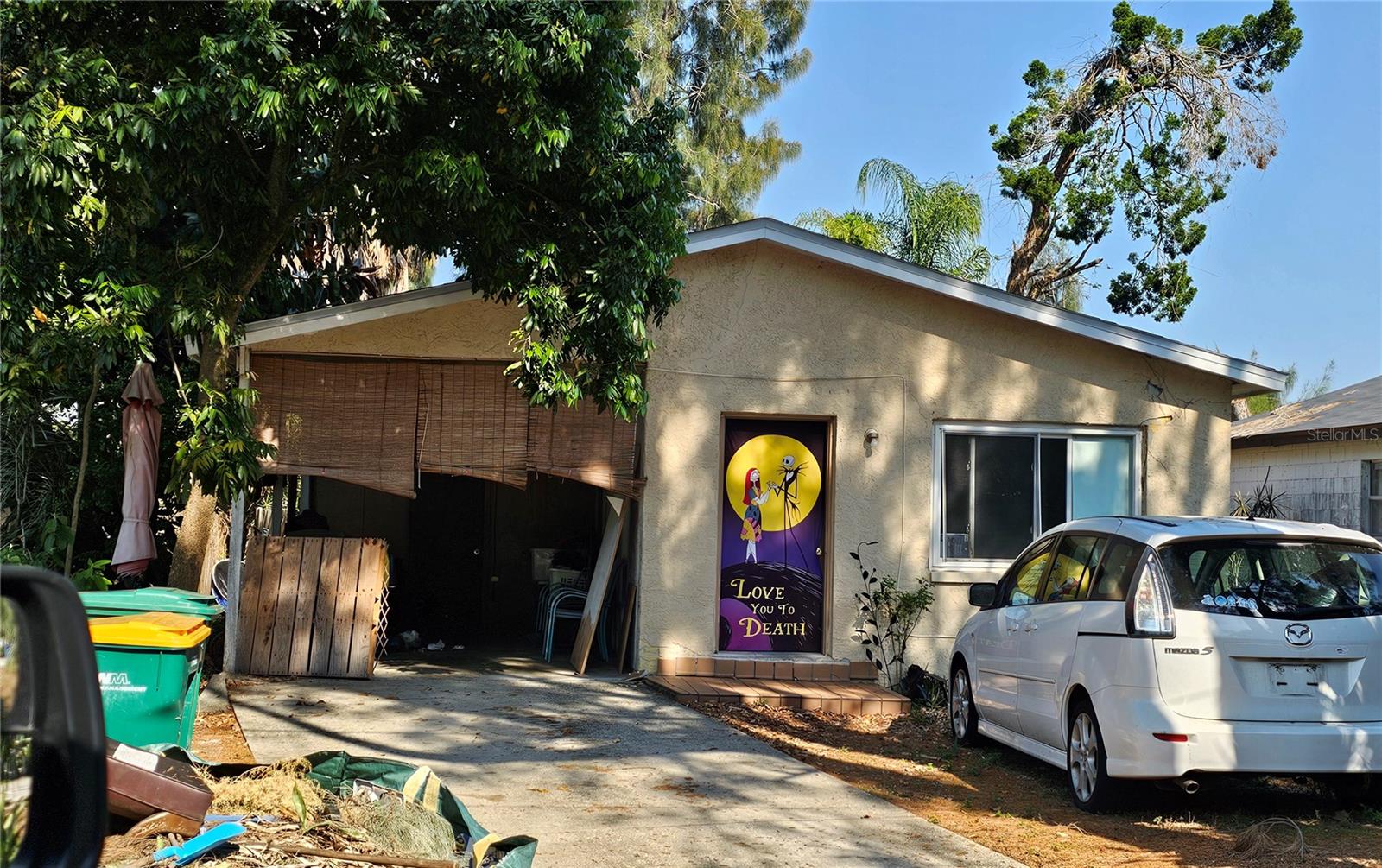 Listing Details for 15699 Avalon Avenue, CLEARWATER, FL 33760