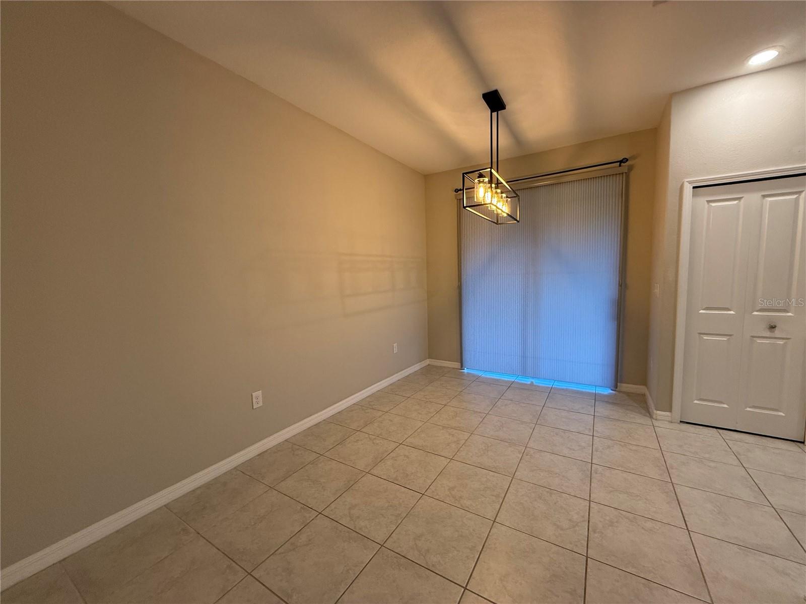 Image 5 of 21 For 8523 Reedville Street